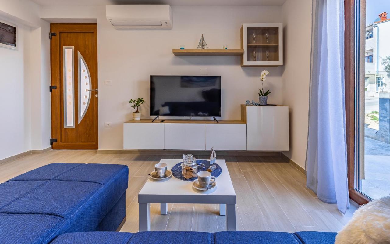 Apartment Blue Pula, New, Family Friendly, Comfortable, Free Parking And Wifi Exterior foto
