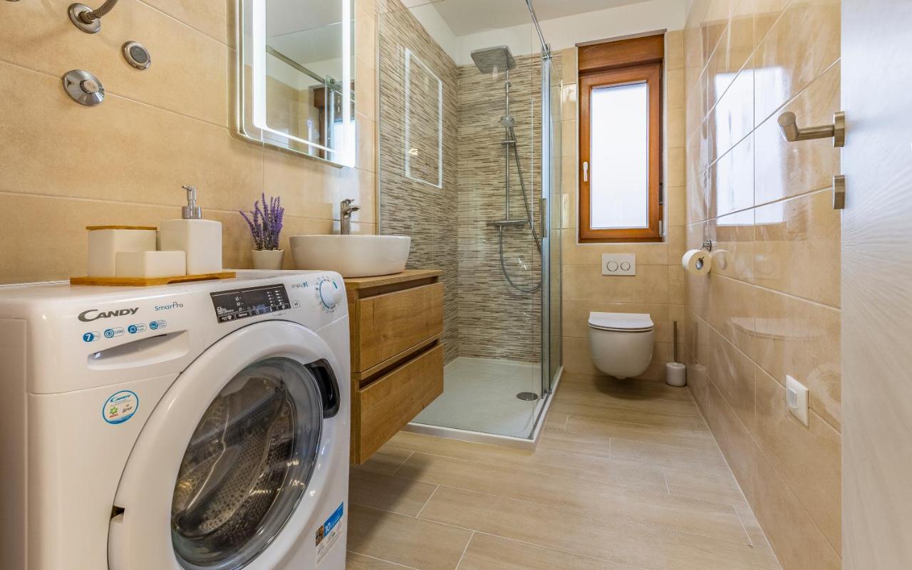 Apartment Blue Pula, New, Family Friendly, Comfortable, Free Parking And Wifi Exterior foto