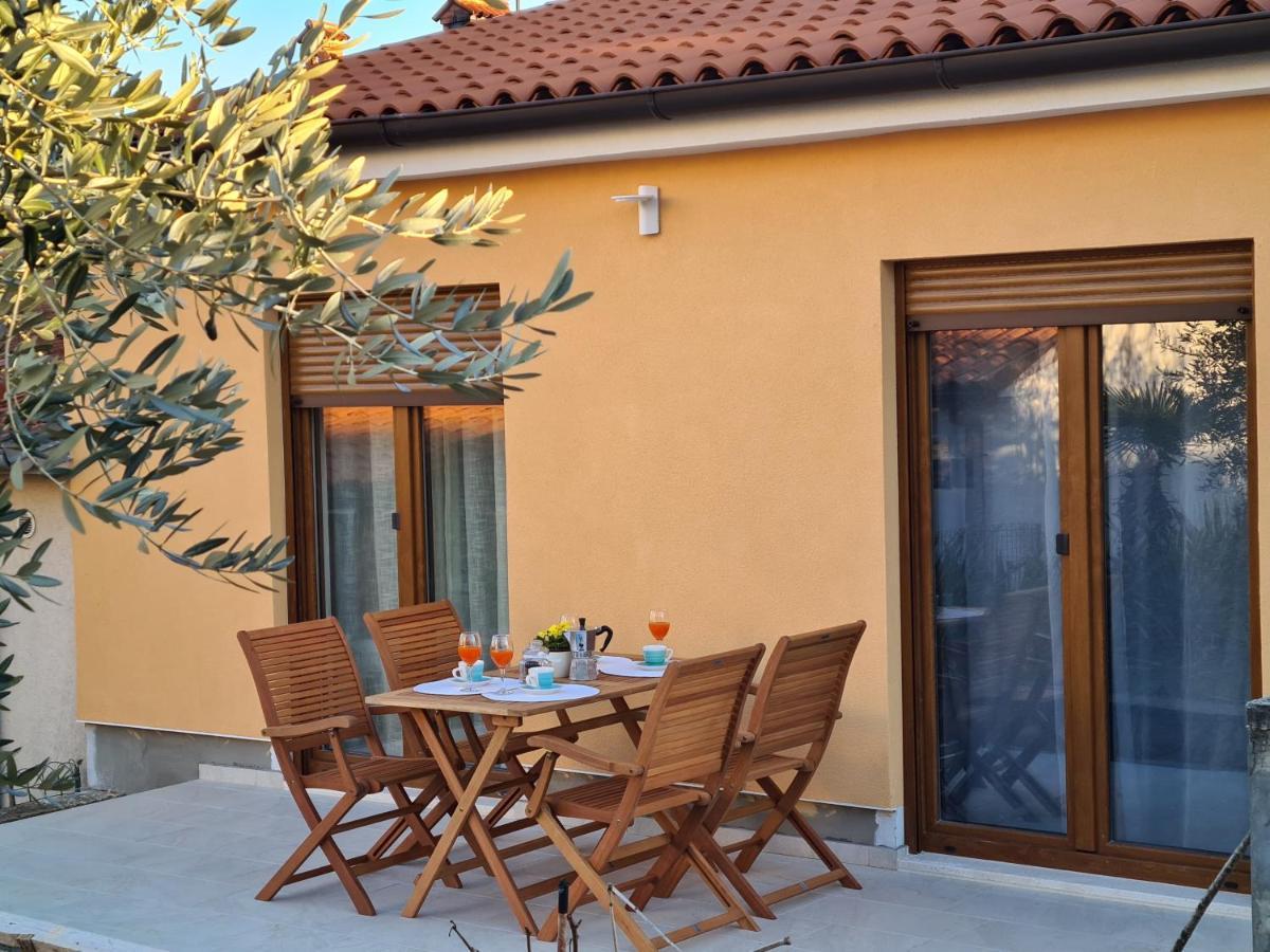 Apartment Blue Pula, New, Family Friendly, Comfortable, Free Parking And Wifi Exterior foto